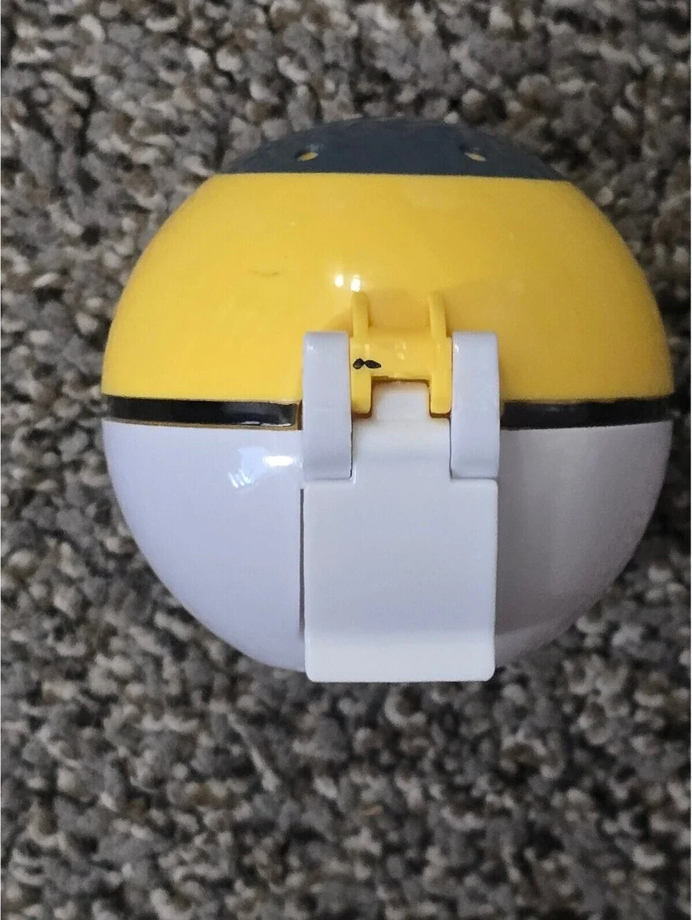 Level Ball Pokémon Clip 'N' Go toy line